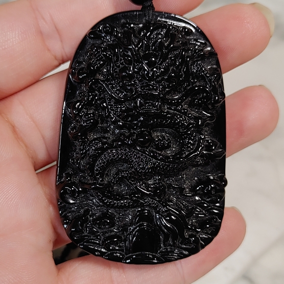 Obsidian Dragon Necklace - Picture 4 of 5